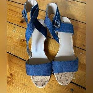 Merona sandals size 9.5 corks heel denim top